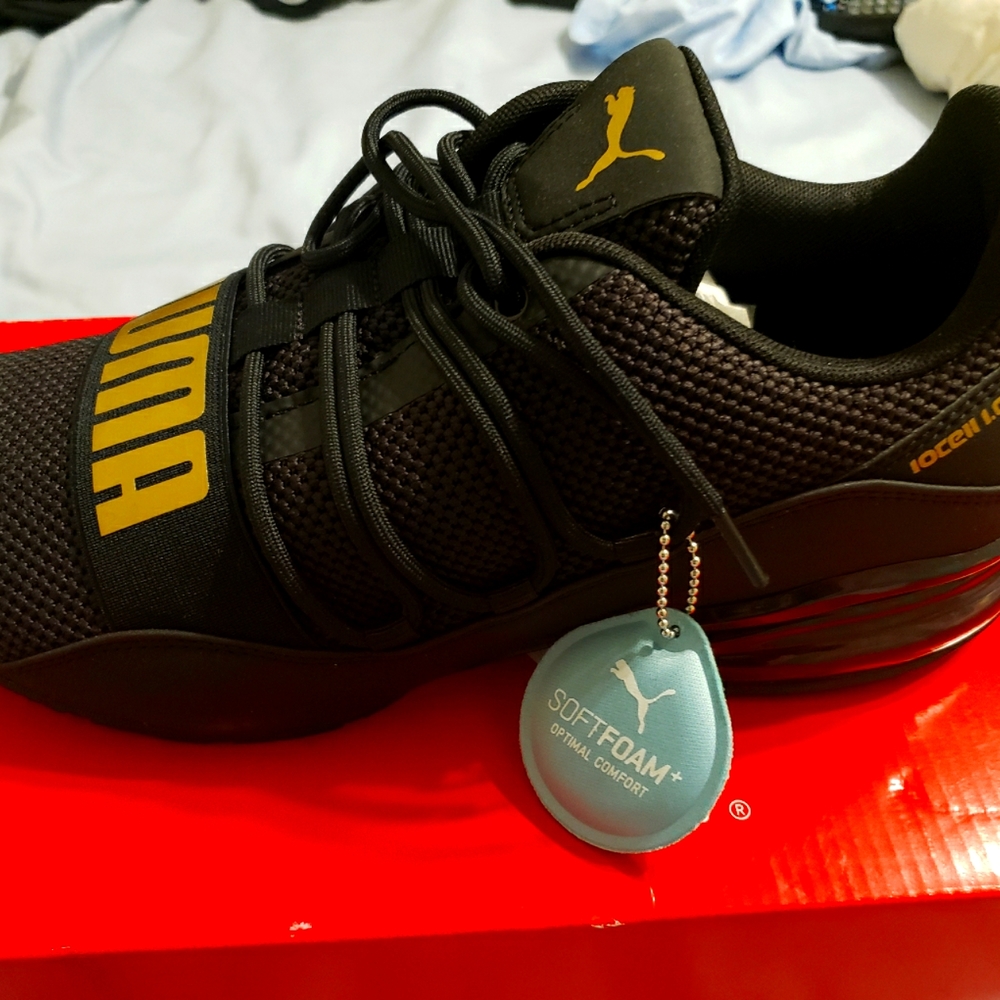 SIZE 10..BRAND NEW PUMA SOFT FOAM BUBBLE SHOES..BEST OFFER!!